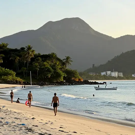 Descubra a Praia Grande de Araçatiba: Um Paraíso em Ilha Grande Descubra a Praia Grande de Araçatiba: Um Paraíso em Ilha Grande