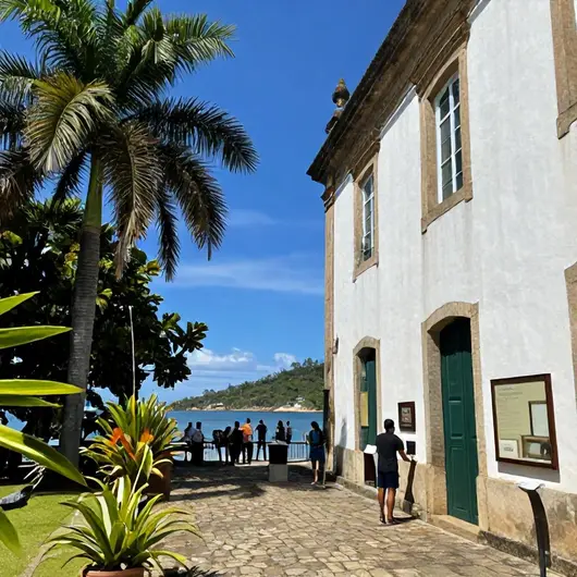 Explorando o Museu do Cárcere: História e Cultura na Ilha Grande Explorando o Museu do Cárcere: História e Cultura na Ilha Grande